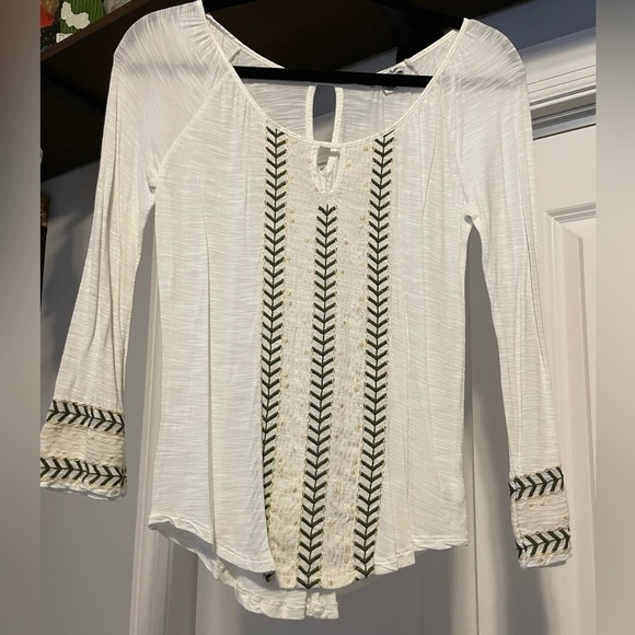 American Eagle Outfitters Tops - American Eagle. Size XS. Peasant style white.
